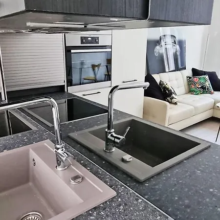 Casa Bianca - 2 Bedroom Design