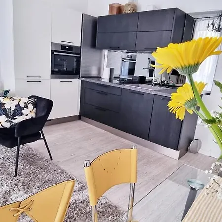 Casa Bianca - 2 Bedroom Design Terst