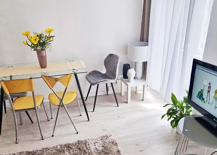 Casa Bianca - 2 Bedroom Design *